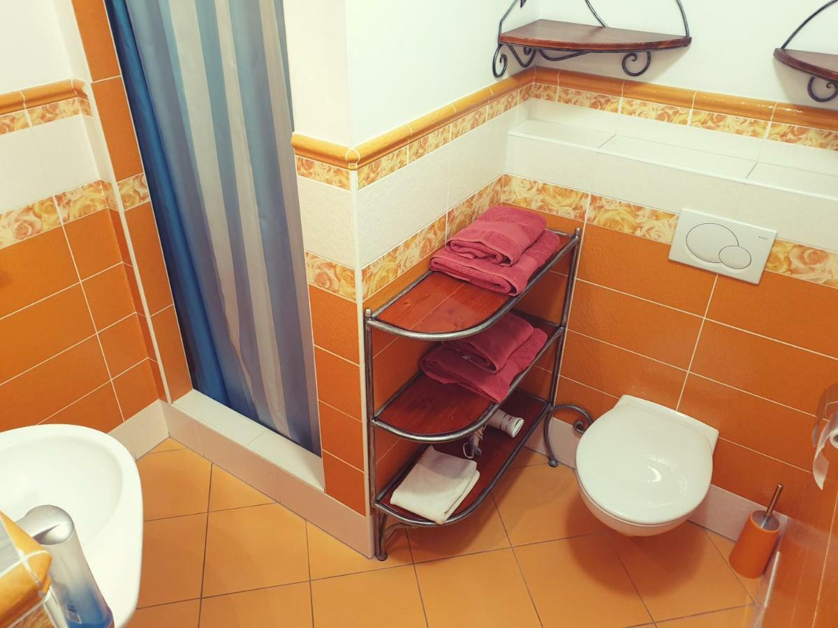Penzion A Restauracia Toldi Галанта Екстериор снимка